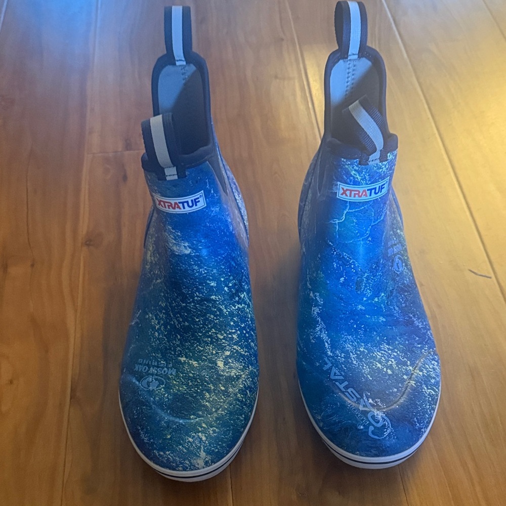 NWOT XTRATUF Blue Waterproof Boots